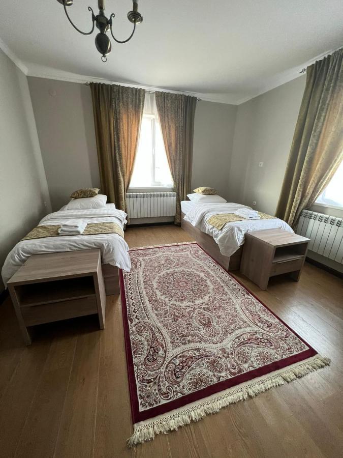 Green Town Hotel Shymkent Exterior photo
