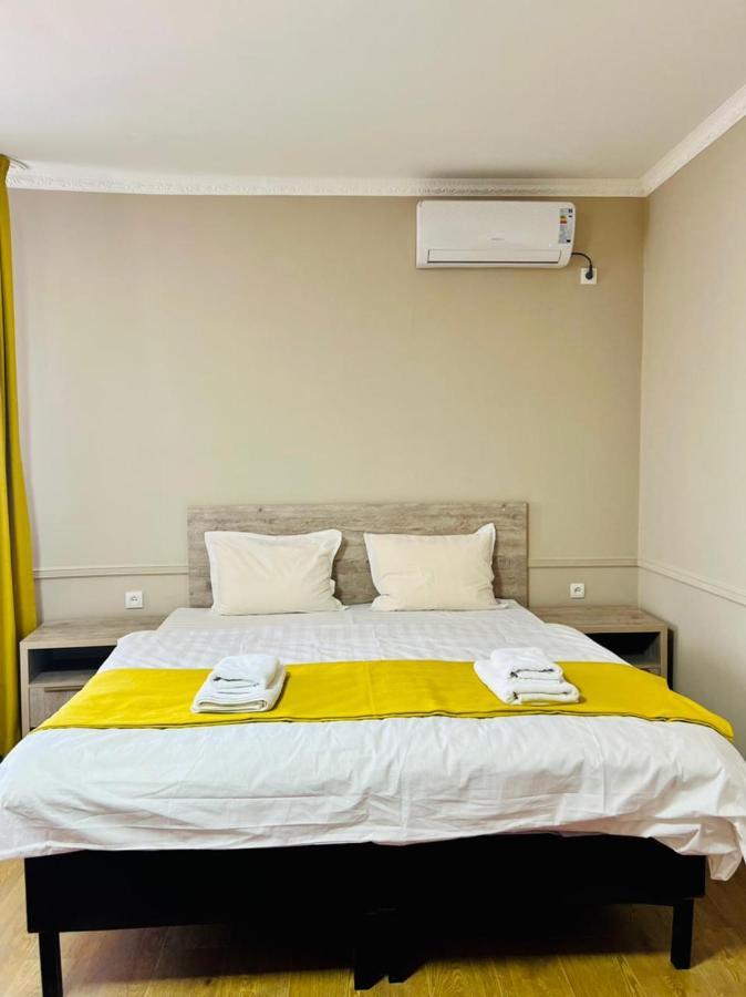 Green Town Hotel Shymkent Exterior photo
